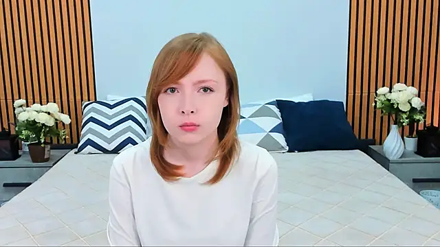 Snapshot of CherryCrushLove chatting on April 7, 2026, 6:03 am CherryCrushLove online show from April 7, 2026, 6:03 am