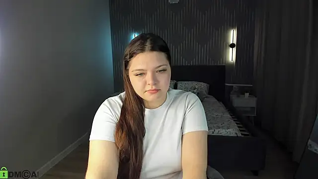 Snapshot of Evelyne_Loo chatting on April 7, 2026, 1:39 am Evelyne Loo online show from April 7, 2026, 1:39 am