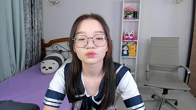 syuri sun online show from June 25, 2026, 4:33 pm