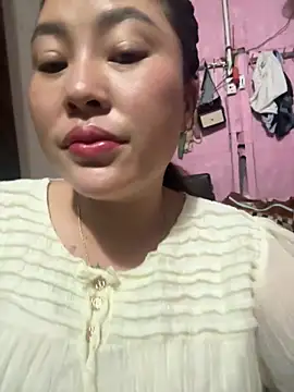 Snapshot of Lina-Naughty chatting on June 9, 2026, 3:12 pm Lina-Naughty online show from June 9, 2026, 3:12 pm