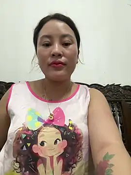 Snapshot of Lina-Naughty chatting on June 27, 2026, 2:55 pm Lina-Naughty online show from June 27, 2026, 2:55 pm