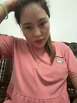 Snapshot of Lina-Naughty chatting on July 8, 2026, 3:27 pm Lina-Naughty online show from July 8, 2026, 3:27 pm