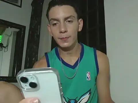 Snapshot of Liam_Fiire chatting on July 22, 2026, 12:13 am Liam Fiire online show from July 22, 2026, 12:13 am