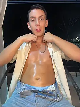 Snapshot of Liam_Fiire chatting on July 22, 2026, 11:51 pm Liam Fiire online show from July 22, 2026, 11:51 pm