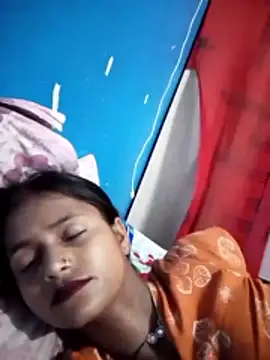 Payel 1 online show from May 17, 2026, 10:06 pm