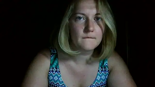 TinaKittyX online show from June 24, 2026, 9:03 pm