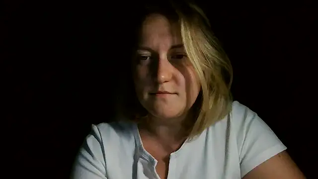 TinaKittyX online show from June 27, 2026, 8:03 pm