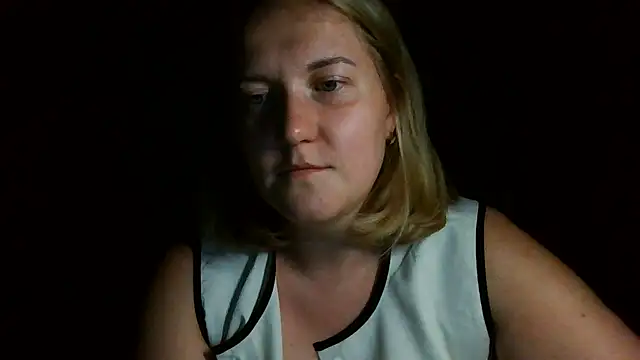 TinaKittyX online show from June 29, 2026, 8:53 pm