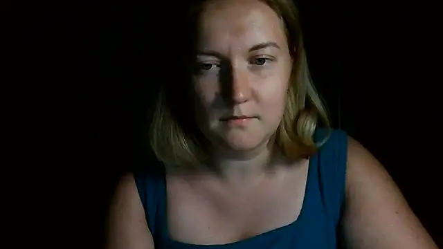 TinaKittyX online show from June 30, 2026, 8:21 pm