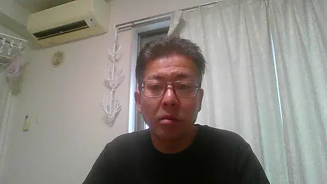 Snapshot of zakochin1106 chatting on April 1, 2026, 5:52 am zakochin1106 online show from April 1, 2026, 5:52 am
