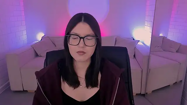 Snapshot of JennyGibson chatting on April 9, 2026, 5:07 am JennyGibson online show from April 9, 2026, 5:07 am