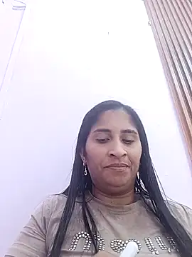 Snapshot of SofiaMendez1_ chatting on April 15, 2026, 8:31 pm SofiaMendez1 online show from April 15, 2026, 8:31 pm