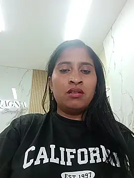 SofiaMendez1  online show from July 21, 2026, 5:59 pm