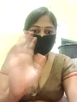 Pinki-girl online show from May 15, 2026, 5:14 am