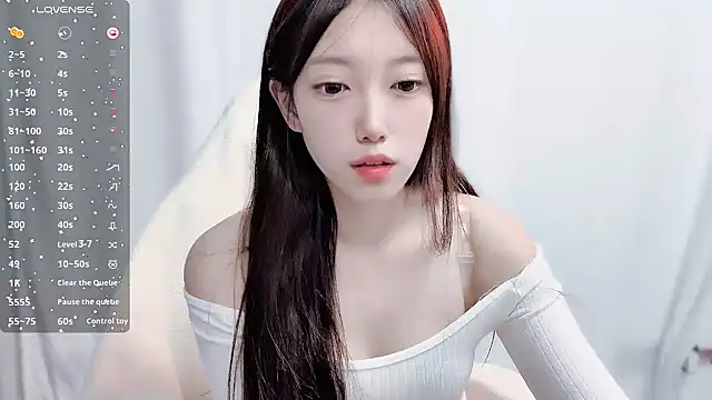 luckyuyu66 online show from May 11, 2026, 1:39 pm