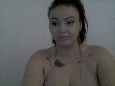 Snapshot of Daria1997 chatting on April 2, 2026, 12:03 pm Daria1997 online show from April 2, 2026, 12:03 pm