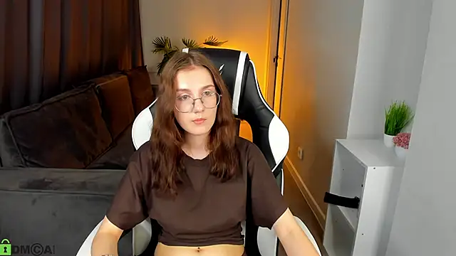 Madeli nova online show from April 6, 2026, 4:46 am