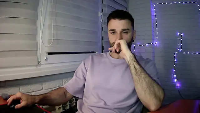 Snapshot of DaddySlava chatting on April 28, 2026, 6:57 pm DaddySlava online show from April 28, 2026, 6:57 pm
