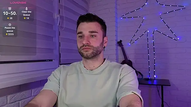 DaddySlava online show from May 19, 2026, 6:25 pm
