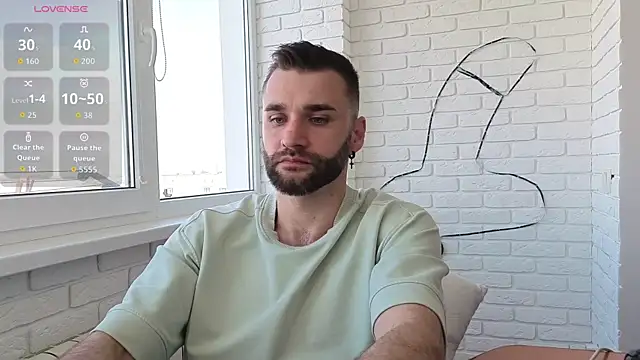 DaddySlava online show from June 25, 2026, 1:04 pm