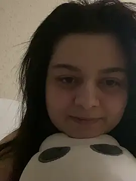 Ninel Croft online show from April 10, 2026, 5:17 pm