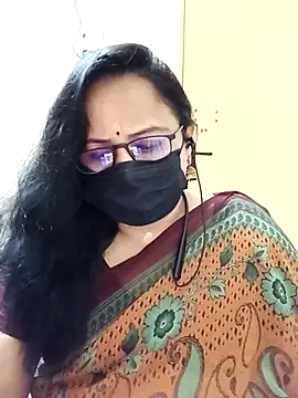 Snapshot of monisha_cam chatting on April 14, 2026, 5:19 pm monisha cam online show from April 14, 2026, 5:19 pm
