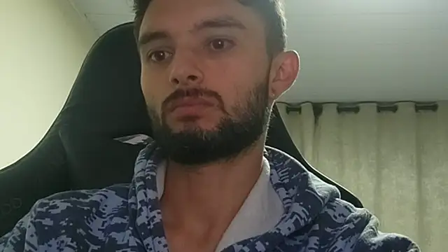 Tigrao18m online show from April 28, 2026, 5:23 am