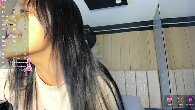 LexiAdamss online show from July 8, 2026, 12:53 pm