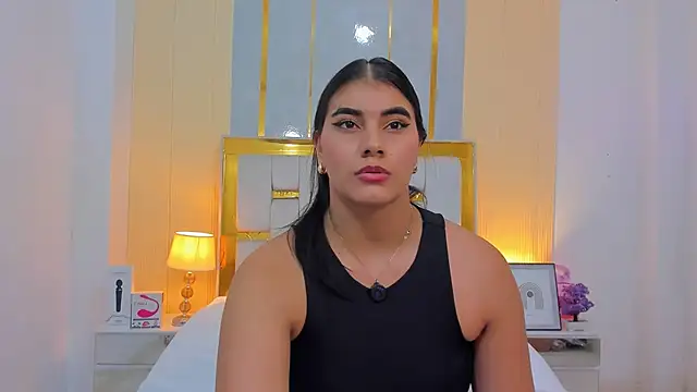 Snapshot of Alara_Keyy chatting on April 24, 2026, 4:20 pm Alara Keyy online show from April 24, 2026, 4:20 pm