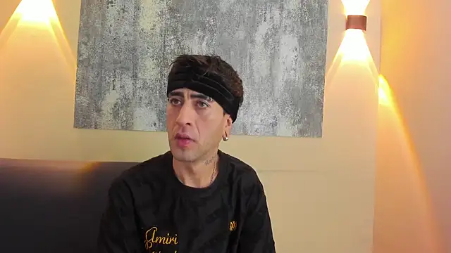 Snapshot of PODEROSO_SAMAEL chatting on April 8, 2026, 3:50 am PODEROSO SAMAEL online show from April 8, 2026, 3:50 am