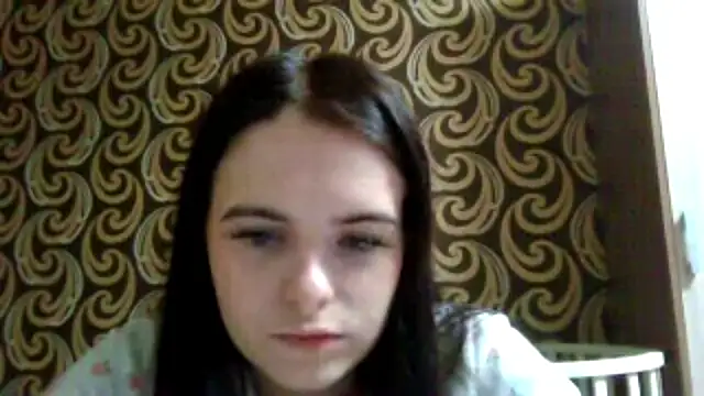 KikiAmino online show from June 8, 2026, 5:08 am
