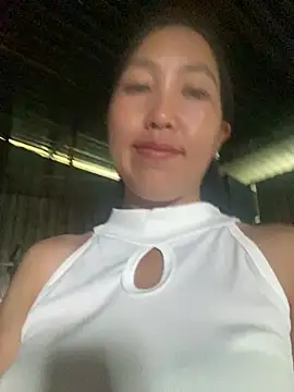 Snapshot of Huonglyna chatting on July 24, 2026, 2:09 am Huonglyna online show from July 24, 2026, 2:09 am