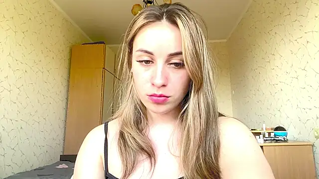 SpringSummers online show from June 11, 2026, 3:10 pm