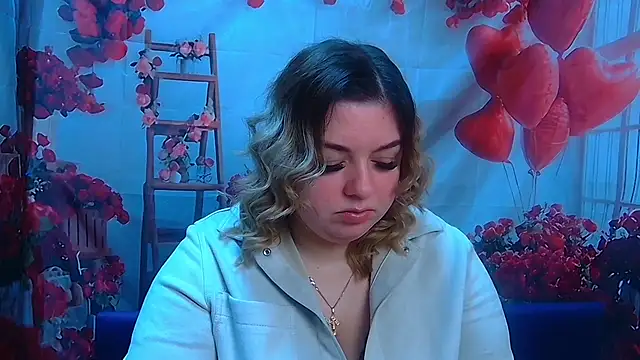 Snapshot of AdelinaMaster chatting on April 6, 2026, 5:08 am AdelinaMaster online show from April 6, 2026, 5:08 am