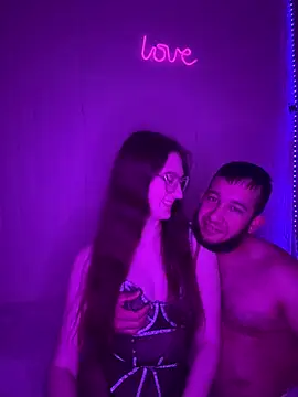 BabyBossVIP online show from April 3, 2026, 6:28 pm