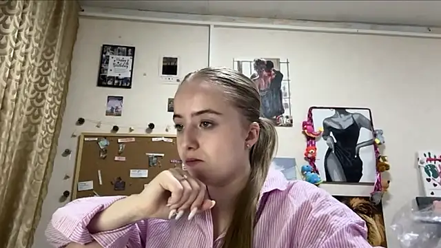 SabinaHaggen online show from April 27, 2026, 5:11 pm