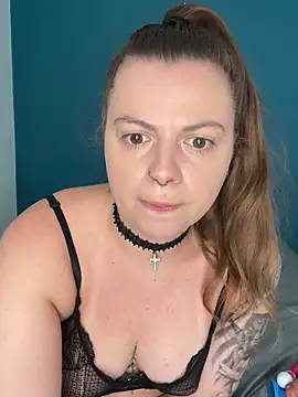 luskydream online show from June 1, 2026, 1:57 pm