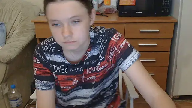 Snapshot of JessicaHolland1 chatting on July 19, 2026, 5:27 pm JessicaHolland1 online show from July 19, 2026, 5:27 pm