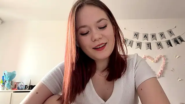 BernieceFender online show from April 7, 2026, 8:59 am