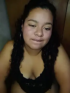 Curlysexy22 online show from April 7, 2026, 6:08 pm