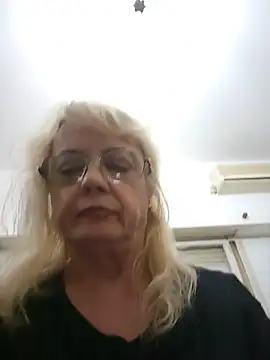 MatureElegantWidow online show from May 10, 2026, 12:16 am