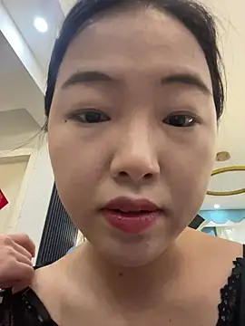 Snapshot of cherry3q chatting on April 8, 2026, 4:34 am cherry3q online show from April 8, 2026, 4:34 am