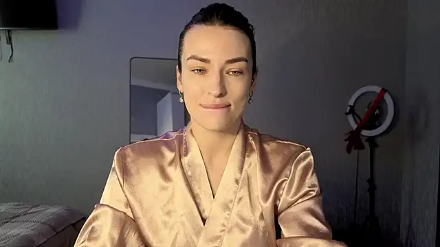 Kira  love1 online show from May 17, 2026, 11:50 am