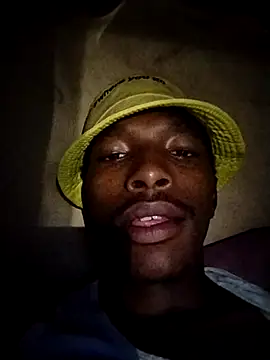 alphamale25 online show from April 5, 2026, 6:38 pm