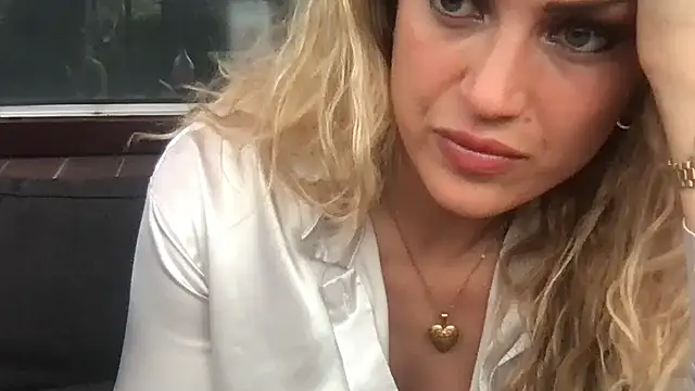 BlondSeduction online show from April 9, 2026, 5:07 pm