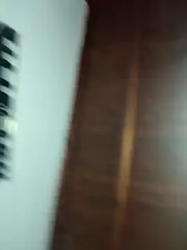 Snapshot of Laacoluu chatting on April 9, 2026, 2:55 am Laacoluu online show from April 9, 2026, 2:55 am