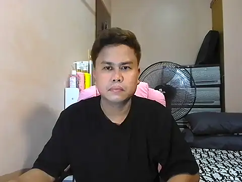 Snapshot of tipsy_butter chatting on June 11, 2026, 8:45 am tipsy butter online show from June 11, 2026, 8:45 am