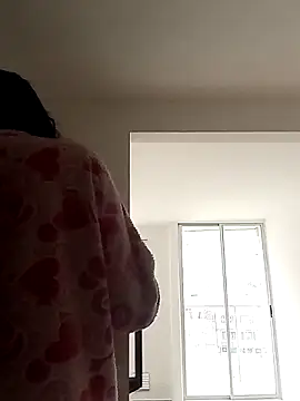 kitsune nyoko online show from April 5, 2026, 3:09 pm