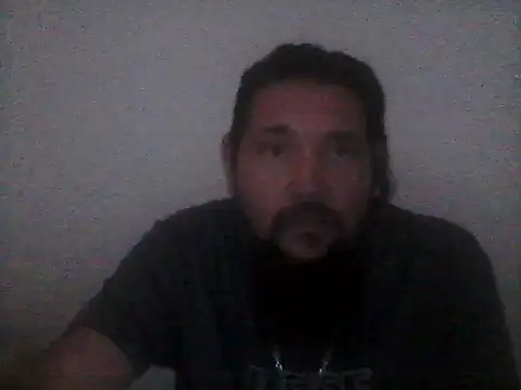 madviking0102 online show from April 4, 2026, 1:19 pm