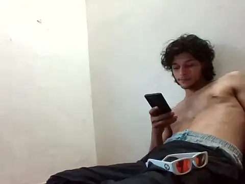 -Apolo ayala- - online show from April 12, 2026, 10:59 pm